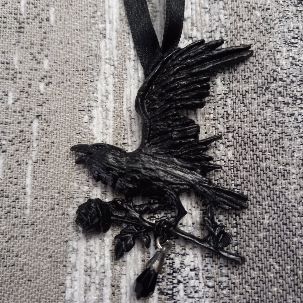 Alchemy Of England Harbinger Pendant